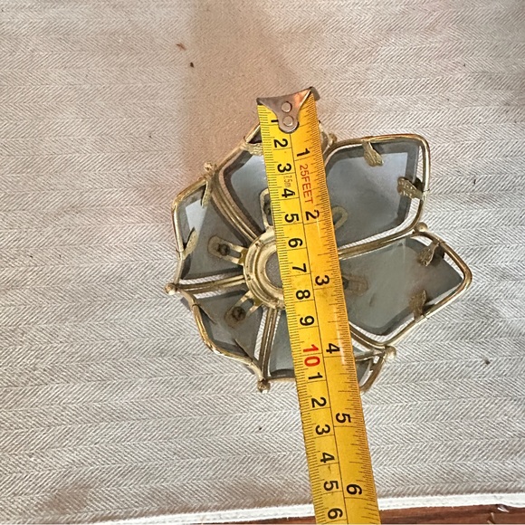 Vintage PartyLite Gray and Gold Petal Candle Holder - Picture 3 of 5